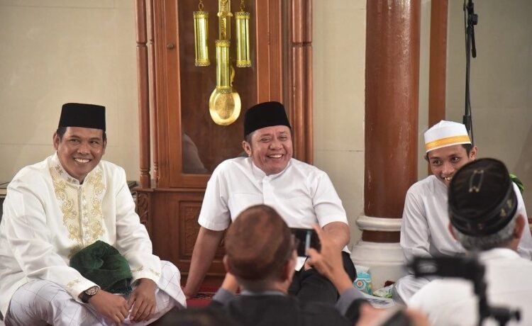 Gubernur Sumsel Herman Deru saat Safari Jumat di Masjid Istiqlal Jalan Perintis Raya Komplek Multiwahana Kelurahan Lebung Gajah