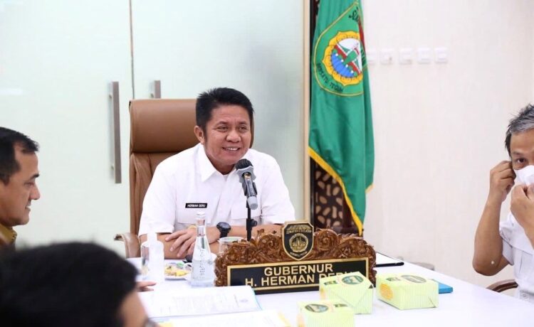 Gubernur Sumsel H Herman Deru bersama Menteri Perhubungan RI, Budi Karya Sumadi menggelar Rapat Percepatan Pembangunan Pelabuhan Tanjung Carat secara virtual