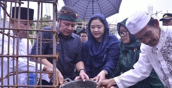 Groundbreaking Pembangunan Tiang Kubah Masjid Al Hidayah Kotanegara OKU Timur