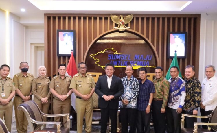 Gubernur Sumsel H Herman Deru menerima audiensi Uskup Keuskupan Agung Palembang