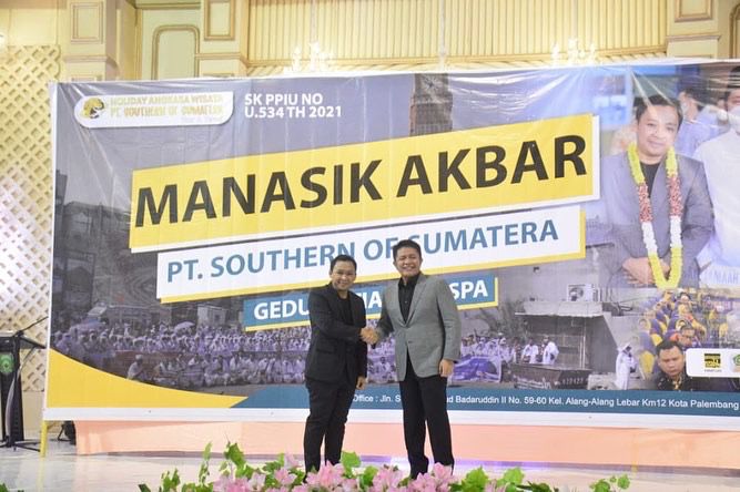 Gubernur Sumsel H Herman Deru membuka secara resmi manasik umroh akbar yang dilaksanakan PT Southern Of Sumatera Holiday Angkasa Wisata