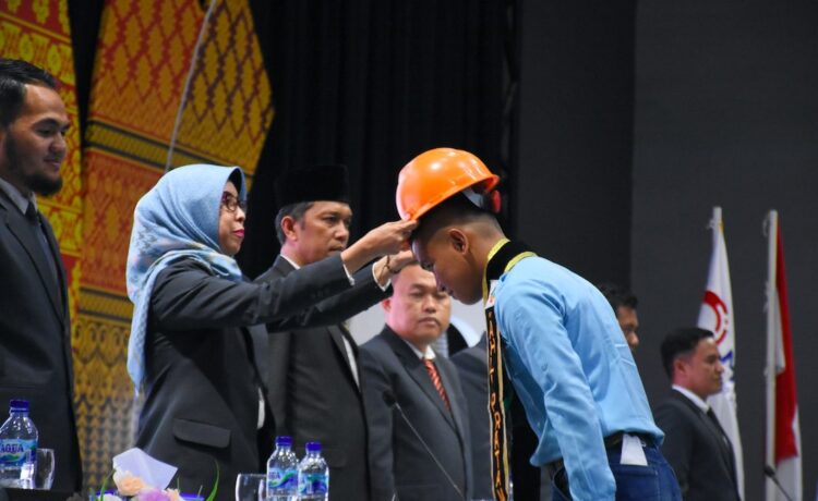 Wisuda Angkatan I-IV Akademi Komunitas Industri Pertambangan Bukit Asam (AKIPBA), Rabu (2/11/2022)