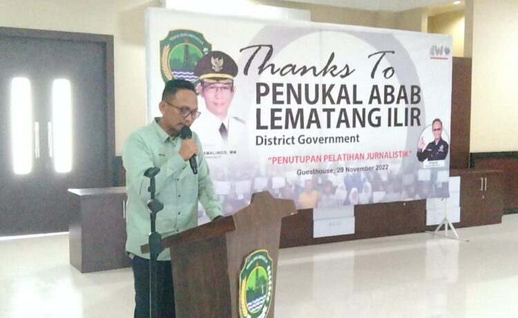 Ketua Ikatan Wartawan Online Kabupaten PALI, Efran