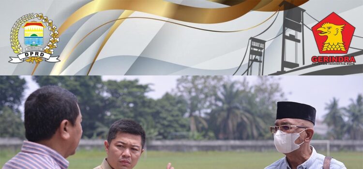 Anggota Fraksi Gerindra yang juga Wakil Ketua DPRD Kota Palembang Adzanu Getar Nusantara SH MH  bersama Anggota DPRD Kota Palembang Dapil III menggelar saat meninjau sarana olahraga lapangan sepak bola Kamboja,  Kamis (8/12