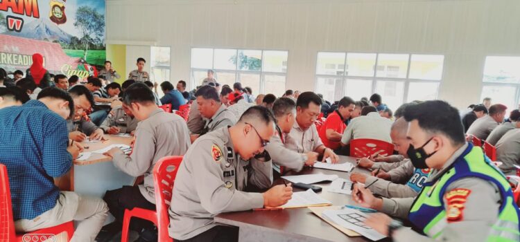 Sebanyak 137 termasuk perwira dan brigadir polisi anggota polisi di jajaran Polres Pagaralam Polda Sumsel, Rabu (14/12/2022) mengikuti tes psikologi kepemilikan senjata api (senpi)