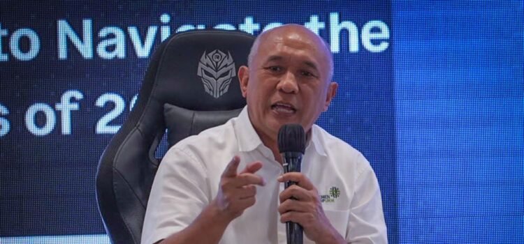 Menteri Koperasi dan UKM Teten Masduki dalam acara Digital Acceleration Summit di Cilandak, Jakarta Selatan, Kamis (12/1/2023)