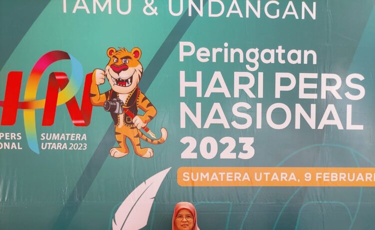 Dwitri Kartini usai menerima penghargaan Press Card Number One (PCNO) dan pin emas, Kamis (9/2/2023) pada puncak acara HUT HPN 2023 di Medan, Sumatra Utara