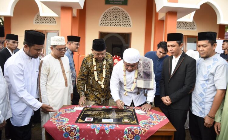 Gubernur Sumsel H. Herman Deru meresmikan pesantren Gedung Islamic Center Jawaher Pesantren Modern As - Shiddiqin