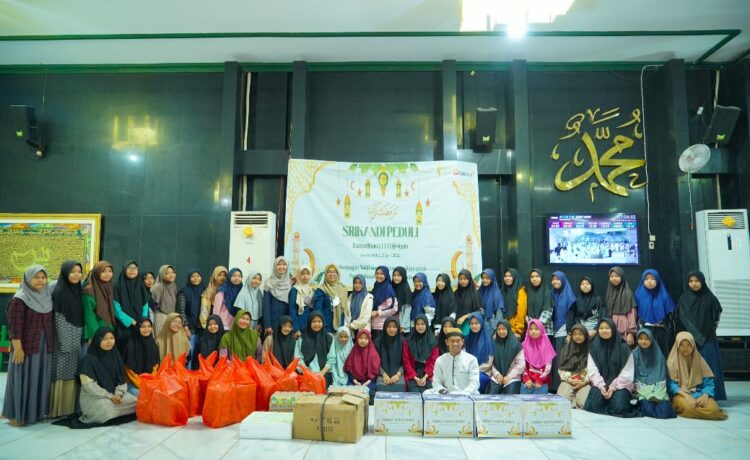 Srikandi Bukit Asam menggelar kegiatan sosial di momen Ramadan 1444 H