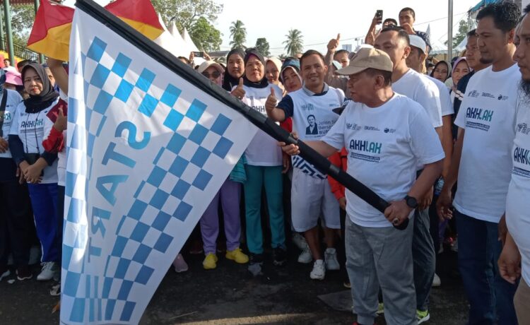 Jalan Sehat Bersama BUMN yang digelar di Bumi Serepat Serasan, Minggu (5/3/2023)