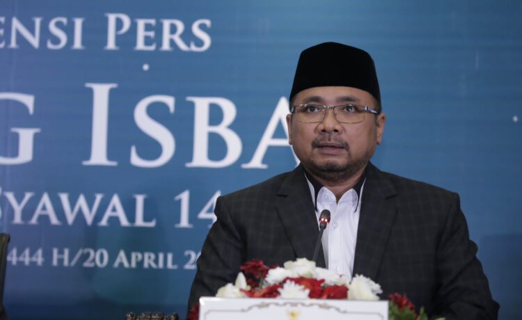 Menteri Agama Yaqut Cholil Qoumas dalam konferensi pers yang digelar usai Sidang Isbat 1 Syawal 1444H, Kamis (20/4/2023) malam