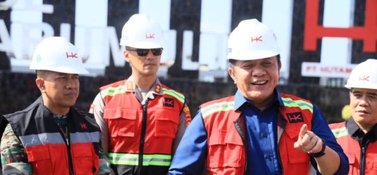 Gubernur Herman Deru mengecek langsung kesiapan fungsional jalan tol Indralaya-Parabumulih tersebut pada Jumat (14/4) pagi