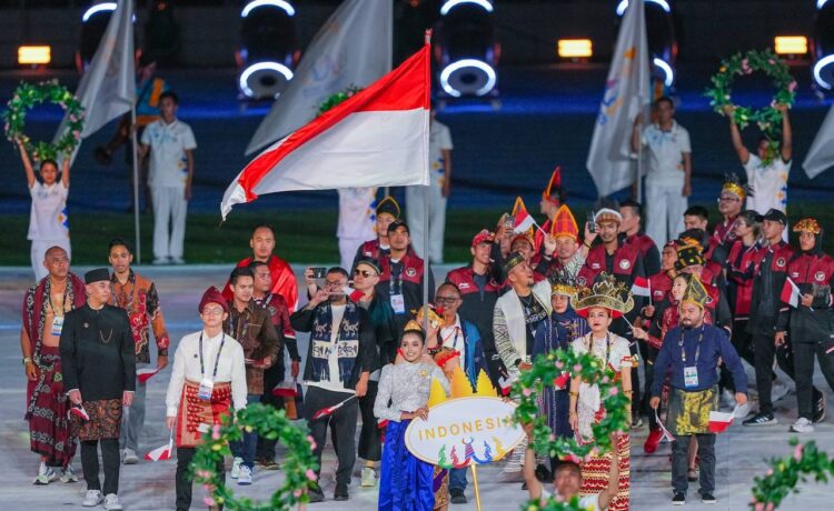 Upacara pembukaan atau opening ceremony SEA Games 2023 Kamboja yang digelar pada Jumat (5/5) di Morodok Techo National Stadium, Phnom Penh