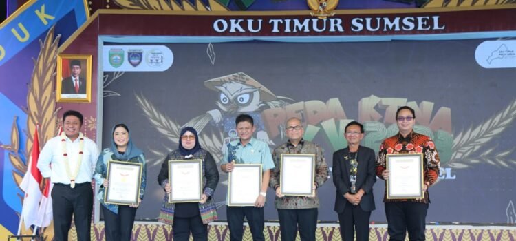 Gubernur Sumsel H Herman Deru secara resmi membuka Pekan Daerah (Peda) ke XV Kontak Tani Nelayan Andalan (KTNA) Provinsi Sumsel yang dipusatkan di Lapangan Koni Gumawang BK X Belitang OKU Timur, Rabu (10/5)