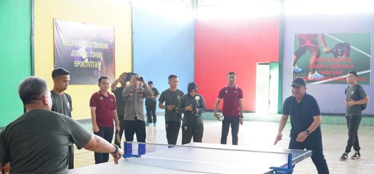 Forum Koordinasi Pimpinan Daerah (Forkopimda) Sumsel menggelar olahraga bersama yang dipusatkan di Jasdam II/Sriwijaya, Jum’at (12/5) pagi.