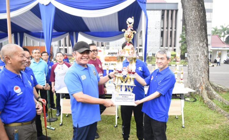 Gubernur Sumsel Herman Deru membuka secara resmi Pertandingan Gateball Gubernur Cup yang digelar dihalaman Kantor Gubernur,  Sabtu (27/5)