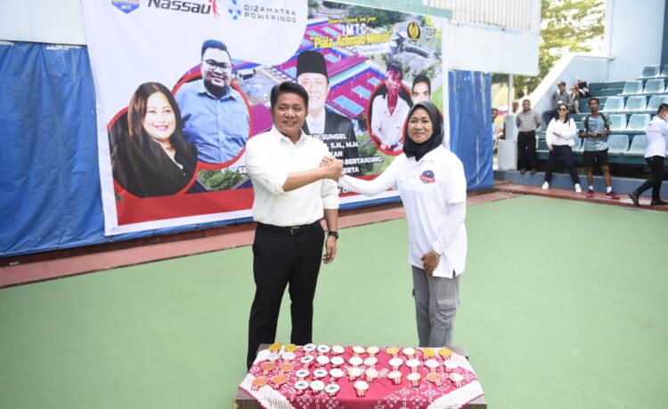 Gubernur Sumsel H Herman Deru secara resmi membuk Kejuaraan Nasional Tenis Junior IMTC "Piala Ahmad Moerid" Palembang Seri II di Jakabaring Sport City (JSC), Rabu (31/5) pagi