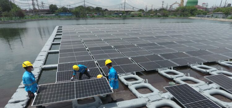 Pembangkit listrik tenaga surya (PLTS)