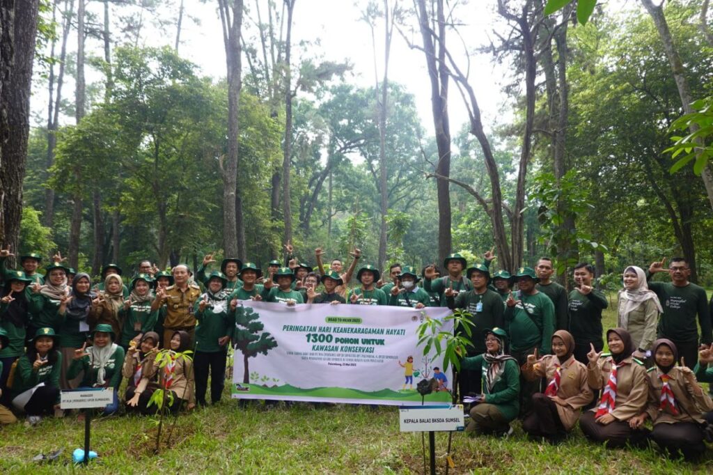 Peringati Hari Keanekaragaman Hayati, PLN Lakukan Penanaman 1.300 Pohon