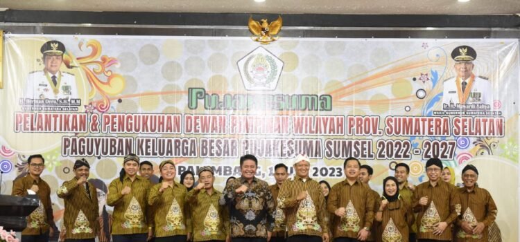 Gubernur Sumsel, H Herman Deru saat menghadiri pelantikan dewan pimpinan Pujakesuma periode 2022-2027 di Ballroom Hotel Swarna Dwipa Palembang, Kamis (1/6/2023)