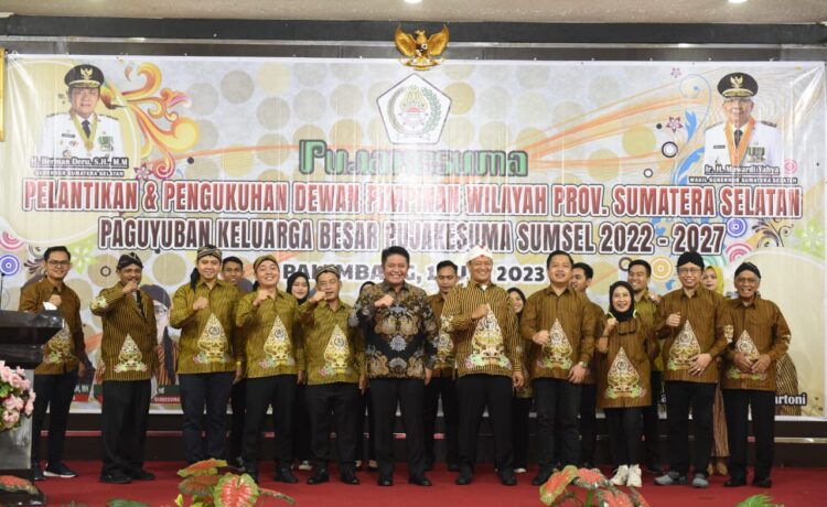 Gubernur Sumsel, H Herman Deru saat menghadiri pelantikan dewan pimpinan Pujakesuma periode 2022-2027 di Ballroom Hotel Swarna Dwipa Palembang, Kamis (1/6/2023)