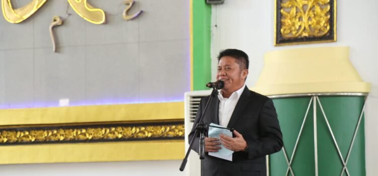 Gubernur Herman Deru saat meresmikan Majelis Taklim Al-Basyar di Masjid Raya Taqwa, Sabtu (3/6) siang.