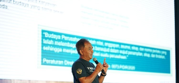 PLN UID S2JB meluncurkan Corporate Culture Purpose Program bertemakan Unite or Fall, Senin (5/6/2023) di Aryaduta Hotel Palembang.